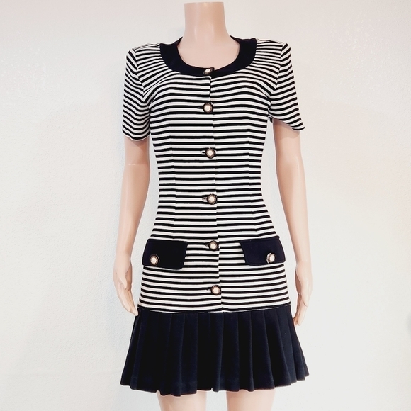 David Benjamin Dresses & Skirts - David Benjamin Vintage Navy/White Button Front Dress Sz M